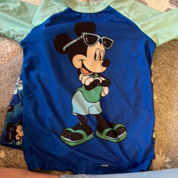 Mickey Mouse Swim Set - Picture 4 of 5